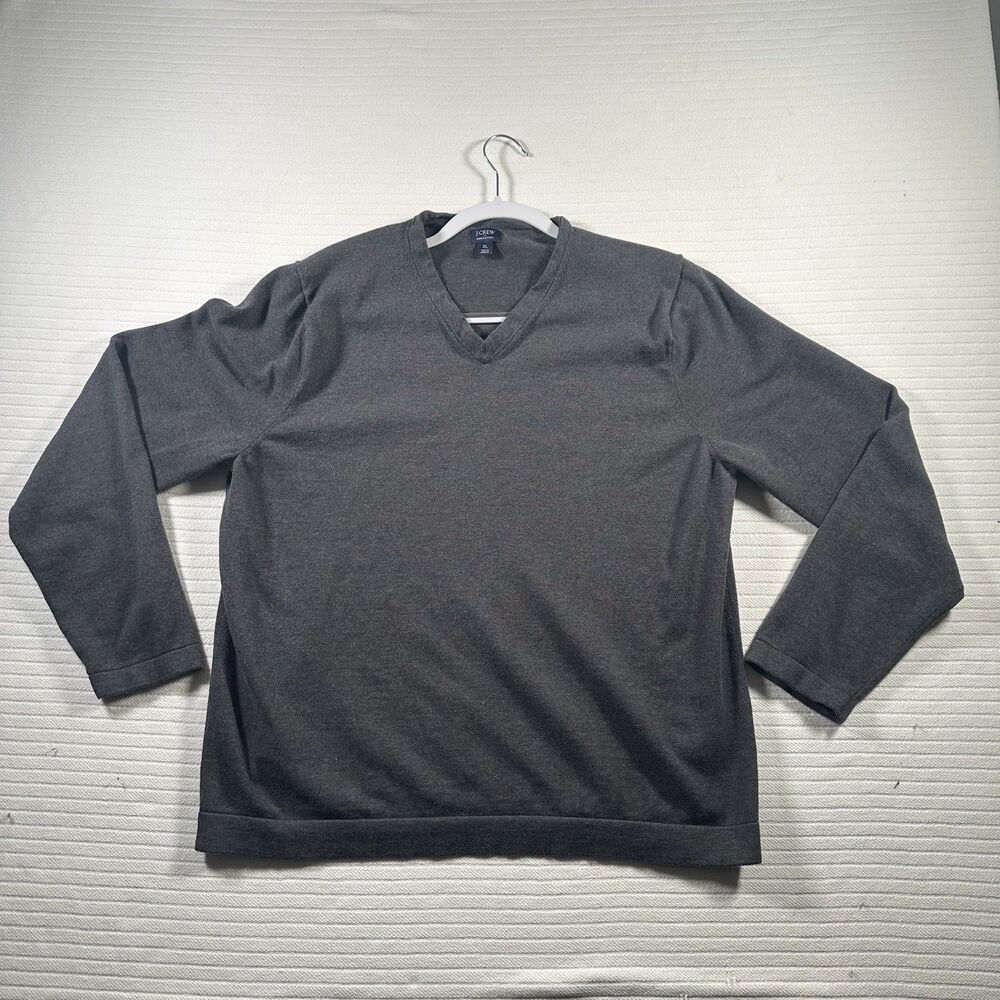 J.Crew Men’s XL Gray V Neck Long Sleeve Shirt Pullover Casual Classic